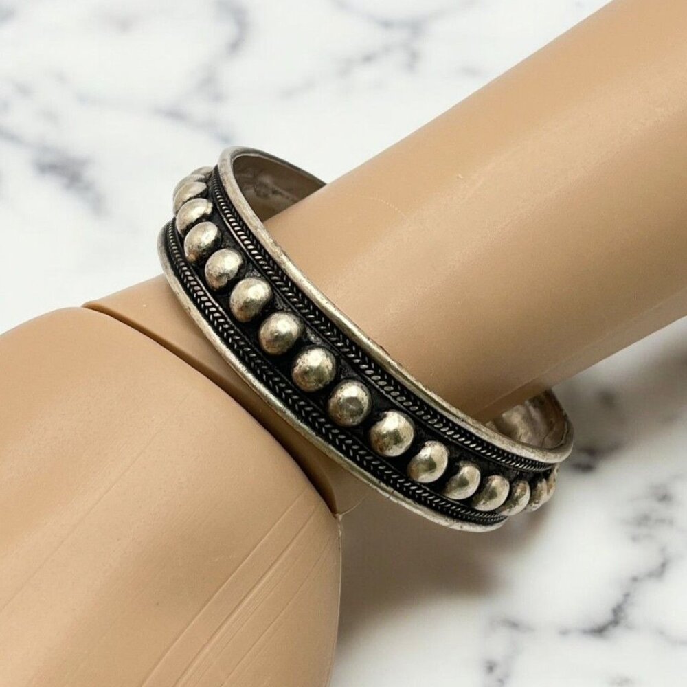 Vintage Silver Toned Bangle Bracelet with Beaded Detail Pearl Rope Design